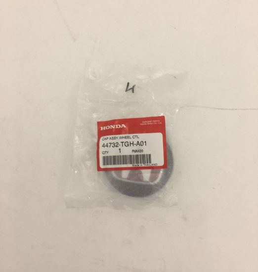 Picture of TYPE R BLACK RED CENTER WHEEL RIM CAP ASSEMBLY