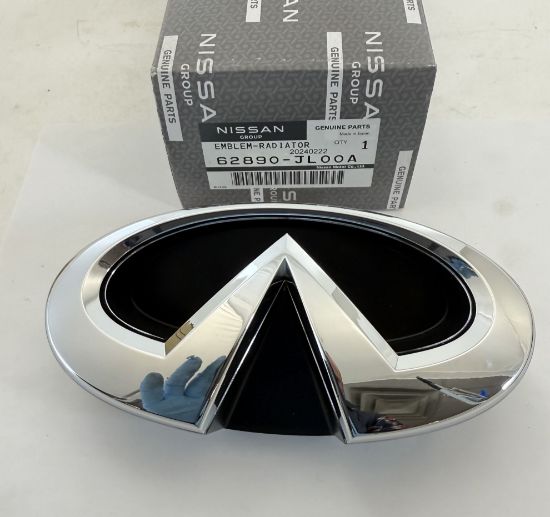 Picture of Front Radiator Grille Emblem