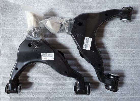 Picture of LH & RH LOWER CONTROL ARM SET